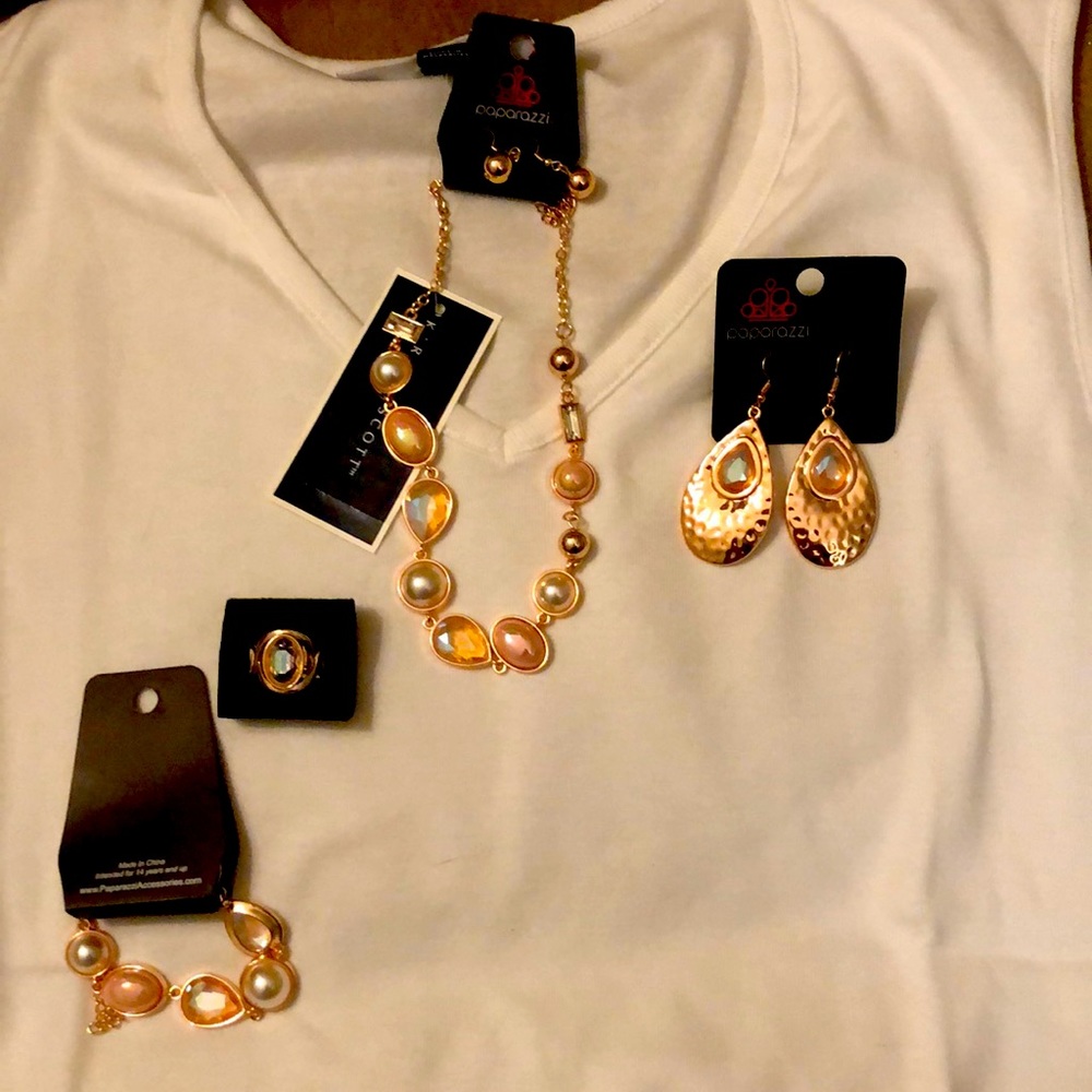 Paparazzi Matching Set Rose Gold-Colored Costume Jewelry